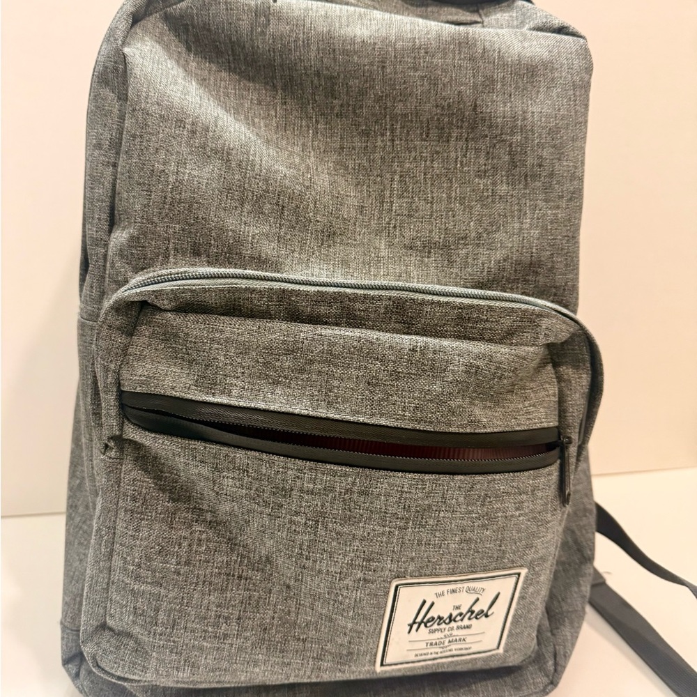 Herschel Supply Company Gray Classic Backpack with Durable Fabric